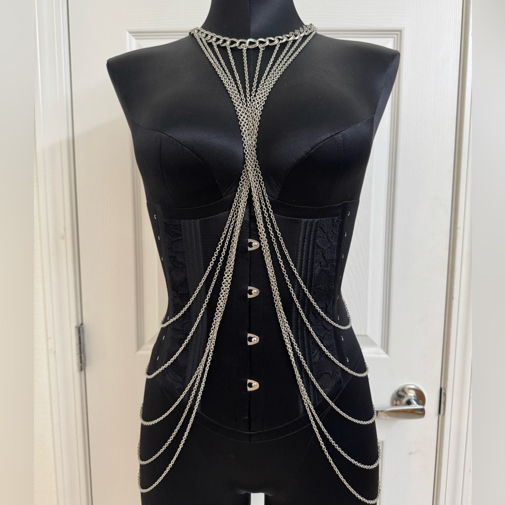 Lucia silver body chain